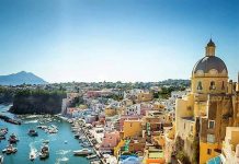 Procidani e “furastieri” di Mimmo Coppola