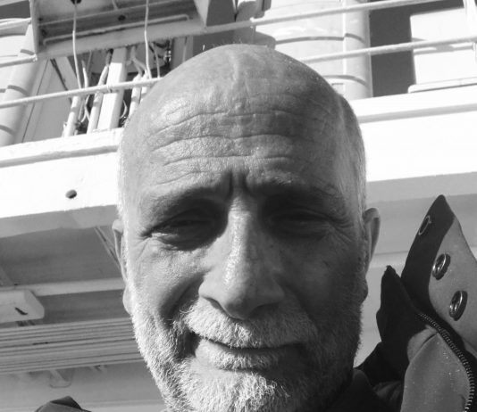 Ci vogliono far credere